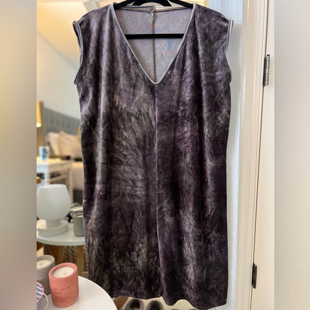 XS/S Sinew Moon velour knee-length POG in Stealin